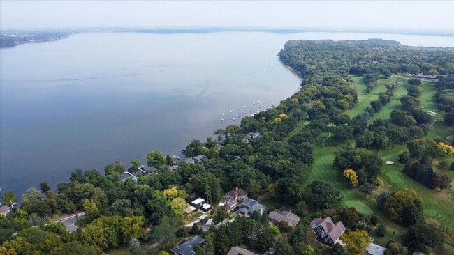 Building Photo - 5026 Lake Mendota Dr