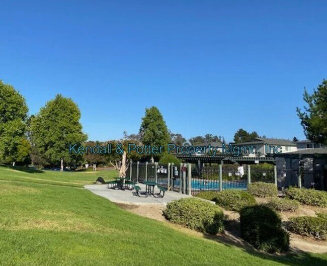 Building Photo - 4230 Topsail Ct