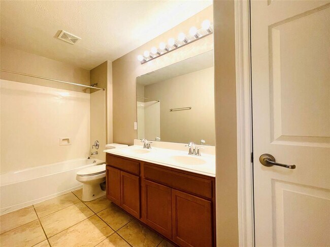 Building Photo - 13710 Clear Trail Ln