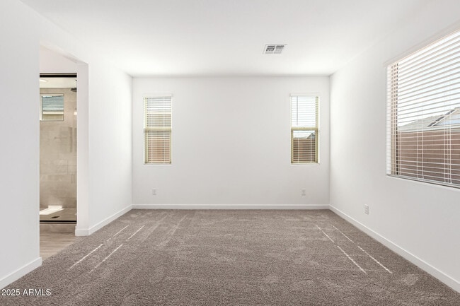 Building Photo - 23724 N 165th Dr
