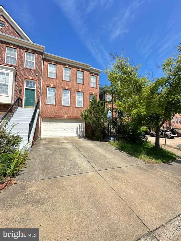 Building Photo - 5609 Faircloth Ct