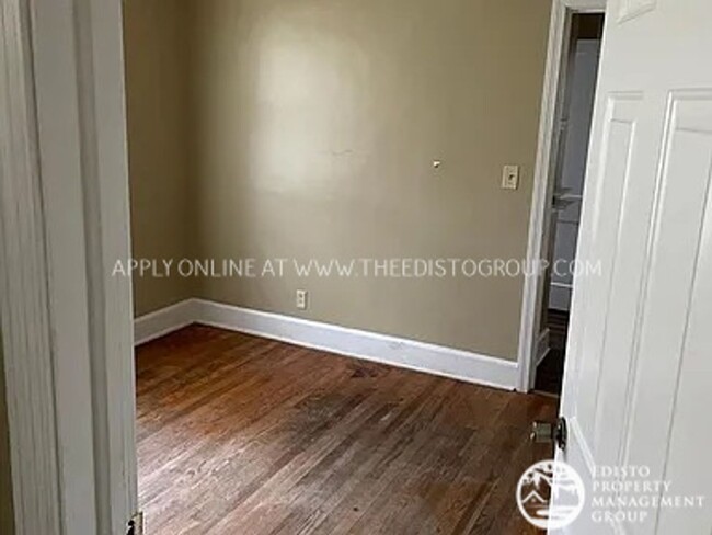 Building Photo - Cozy 3-Bedroom Home in Orangeburg – Pet-Fr...