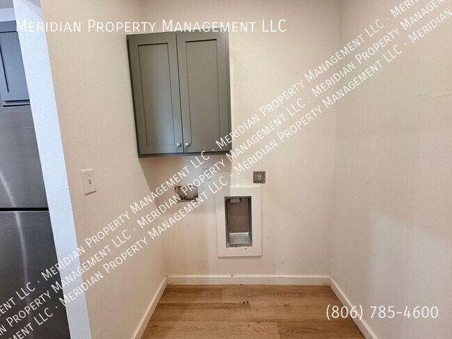 Building Photo - 5723 Kemper St