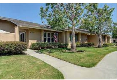 Front - 8856 Sutter Cir