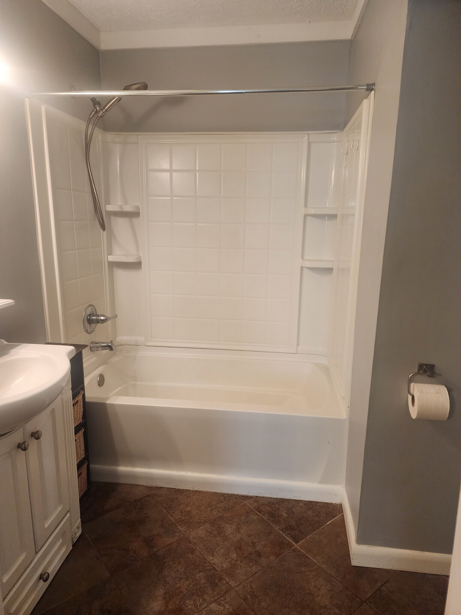 Building Photo - 139 Pike St