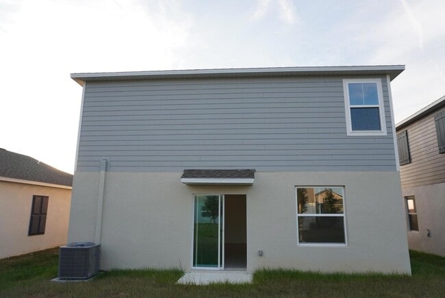 Building Photo - 3779 Bergamot Blvd