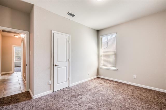 Building Photo - 713 Redding Dr
