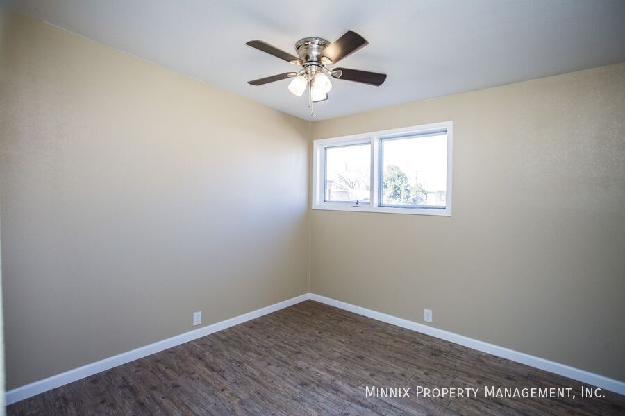 Building Photo - 2107 48th St