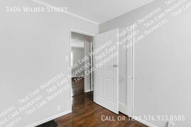 Building Photo - 1404 Wilber St