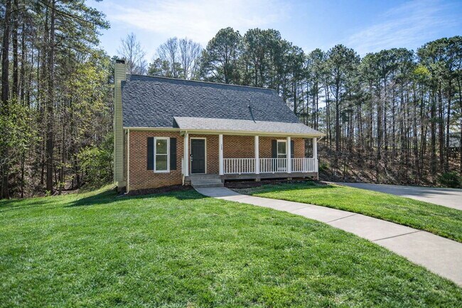 Building Photo - Primary Suite with Sauna | Finished Basement | Private Backyard Retreat | Tega Cay 3 Bedrooms | 3...