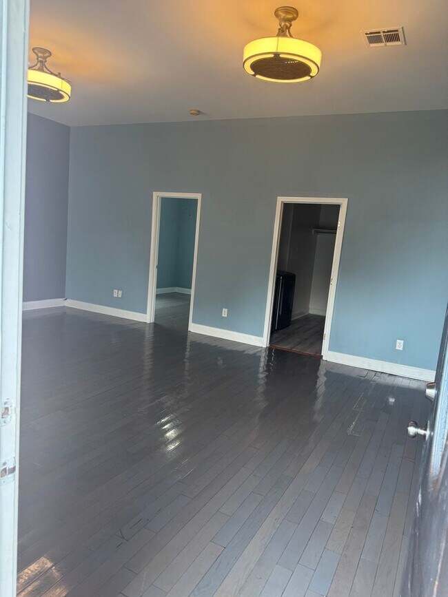 Building Photo - Charming 4BR House in New Orleans