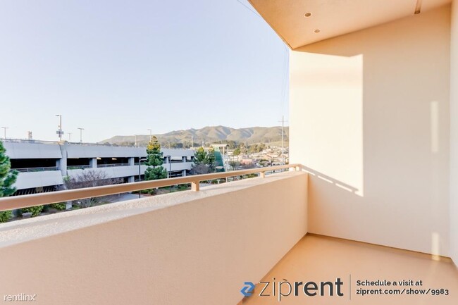 Building Photo - 1 br, 1 bath Condo - 1488 El Camino Real, ...