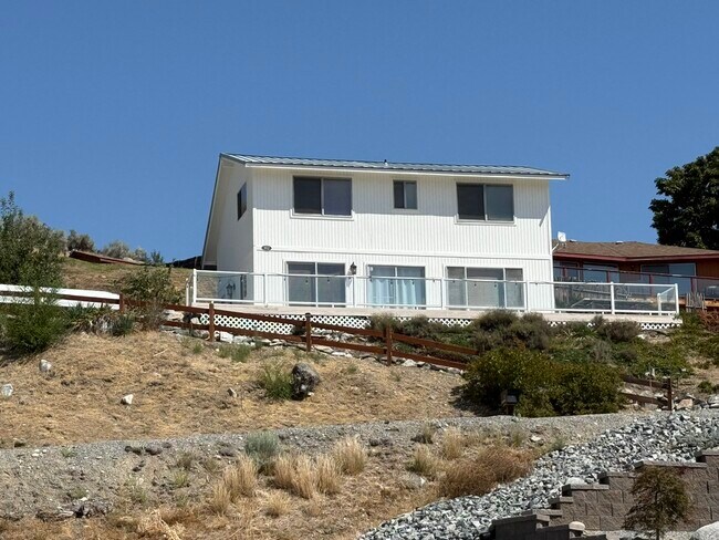 Building Photo - 102 Monte Carlo Dr