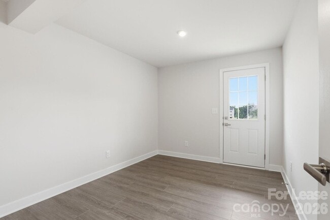 Building Photo - 2129 Primm Farms Dr