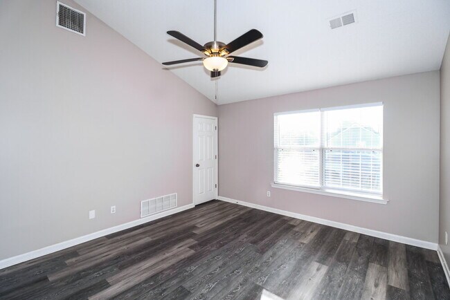 Building Photo - 5452 Belle Ridge Dr