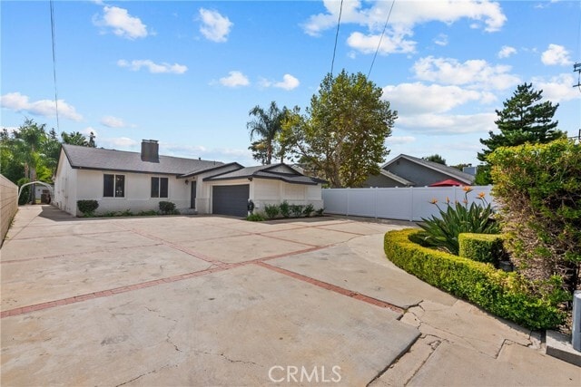 Building Photo - 23036 Burbank Blvd