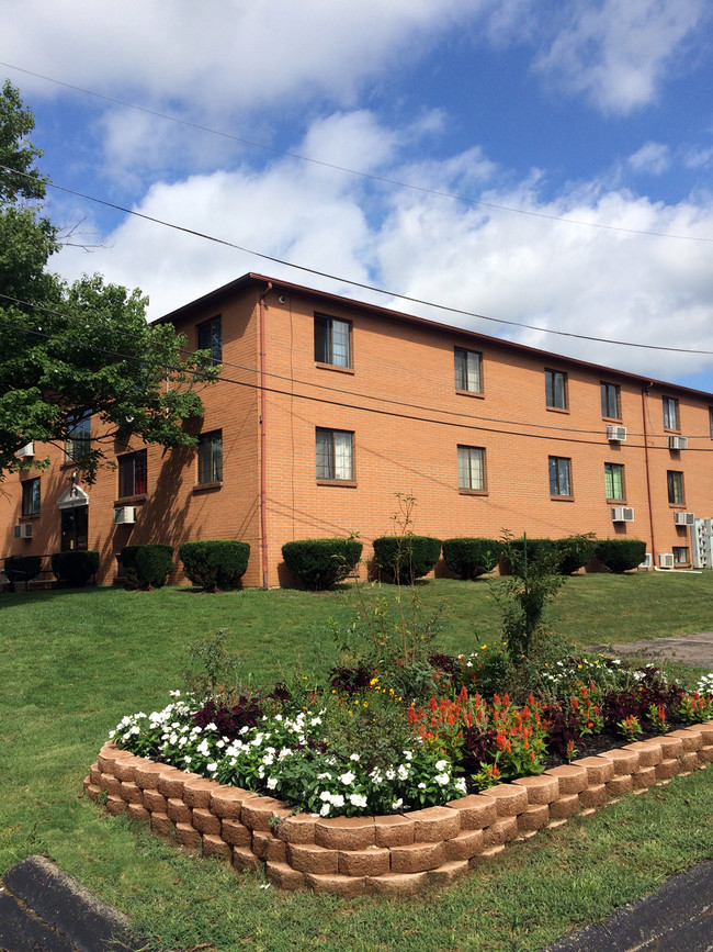 Primary Photo - Columbia Park Apartments