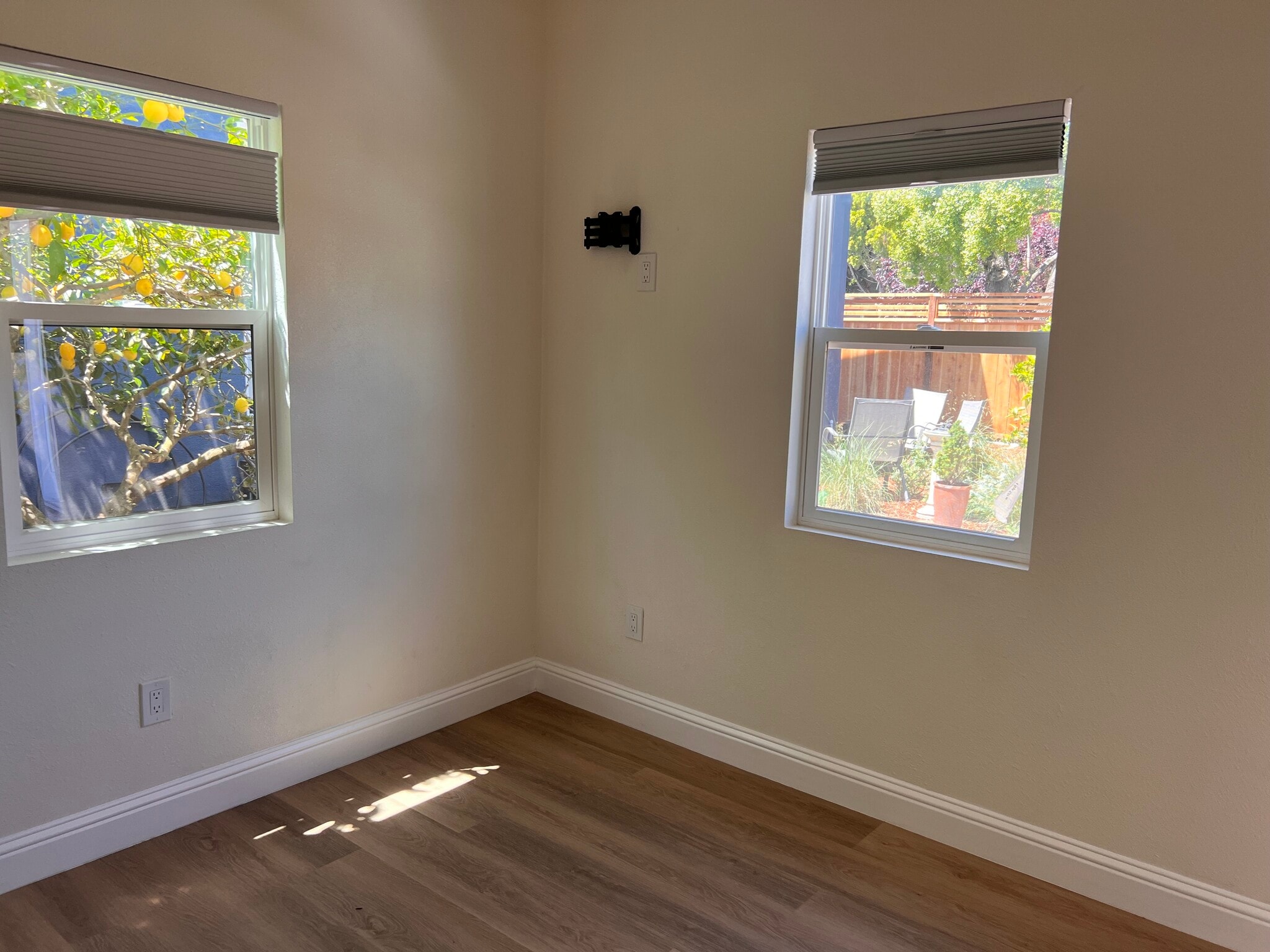 Bedroom - 1219 Laurel St