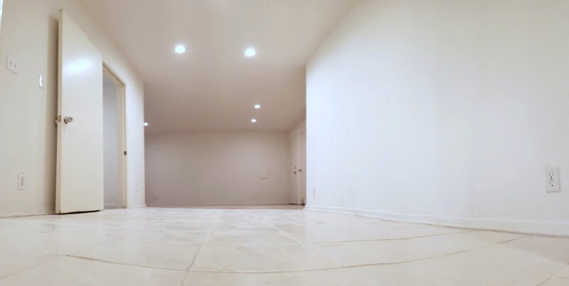 Building Photo - 8108 Langdon Ave