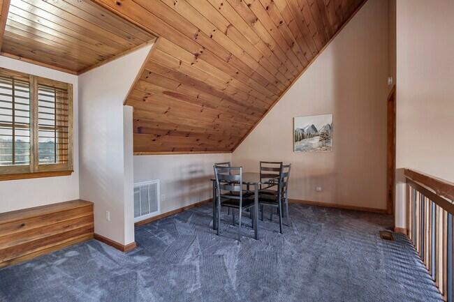 Building Photo - 131 Corn Tassel Shores