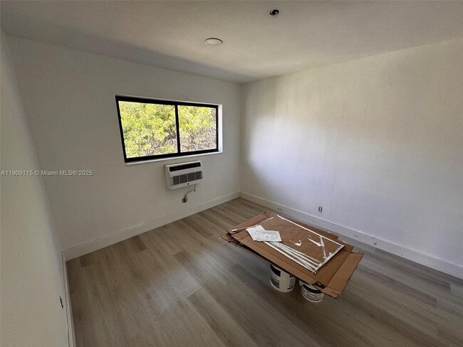 Building Photo - 115 Salamanca Ave