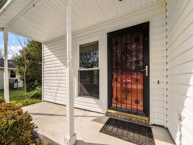 Building Photo - Welcome to Springdale Acres!
