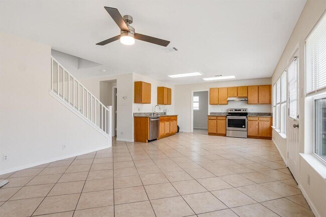 Building Photo - 1302 Gulf Way