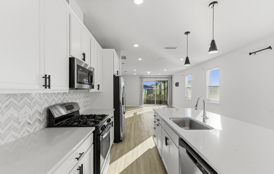 Building Photo - 162 Cedar Elm Way