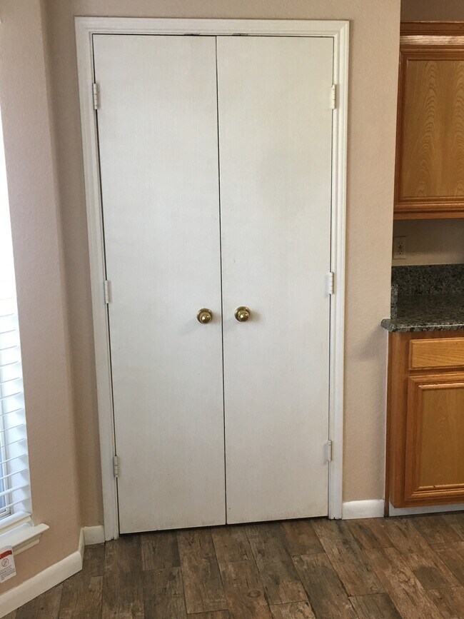 Kitchen Pantry - 5611 Northstar Ln