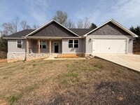 Building Photo - Welcome to your dream home in Russellville, AR!