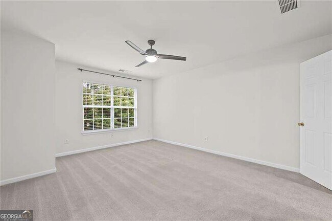 Building Photo - 5662 Lawley Rd