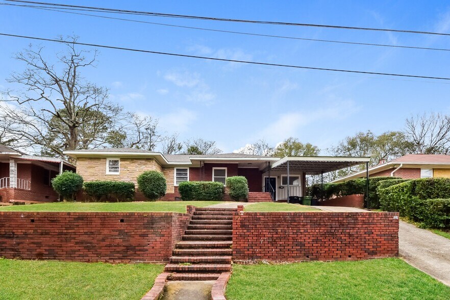 Building Photo - 827 33rd Ave