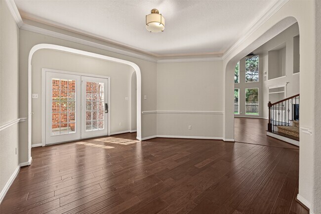 Building Photo - 8110 Clearwater Crossing