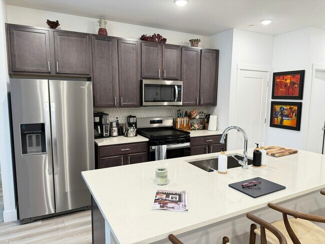 Building Photo - 2611 W 69th Ave
