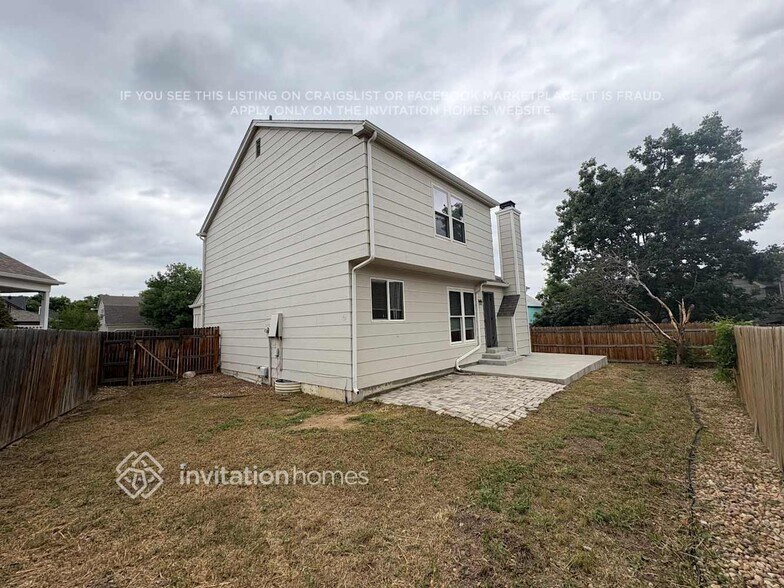 Building Photo - 12052 Ivanhoe Cir