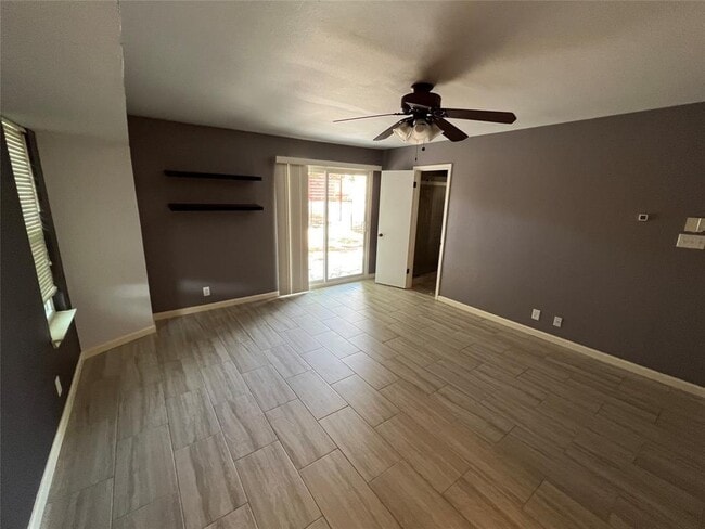 Building Photo - 7002 Danwood Dr