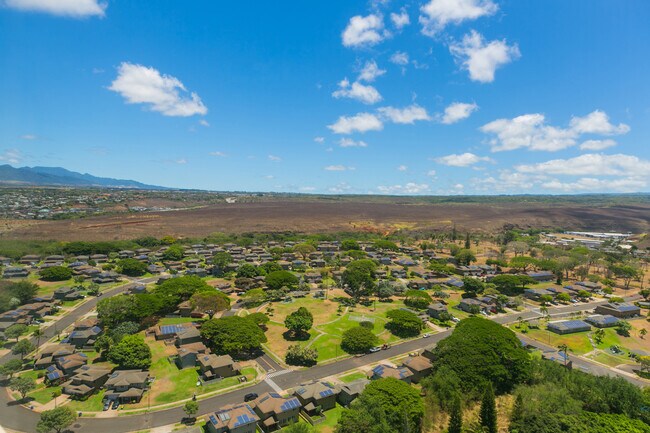Building Photo - 1060 Kamehameha Hwy