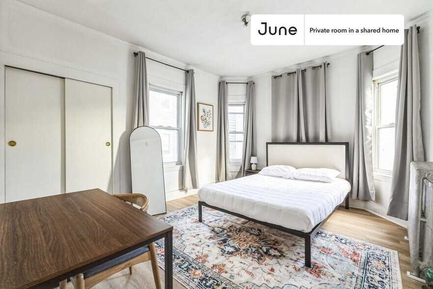 Primary Photo - Room in Shared 5 bed/1 bath home