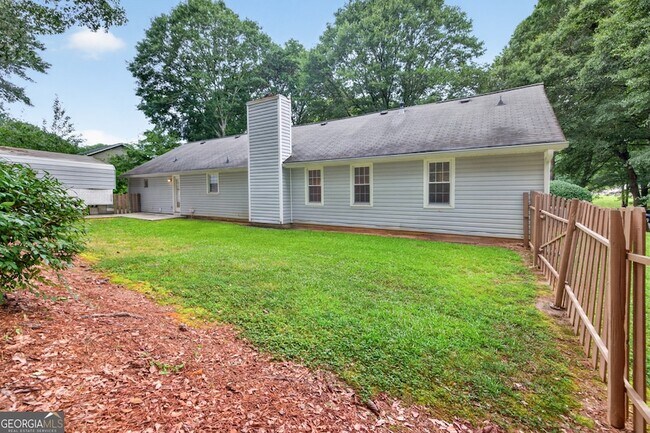 Building Photo - 129 Springbrook Dr
