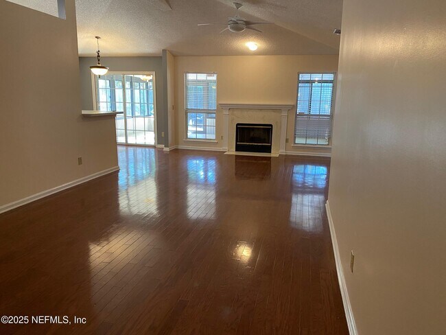 Primary Photo - 7759 Spring Branch Dr N
