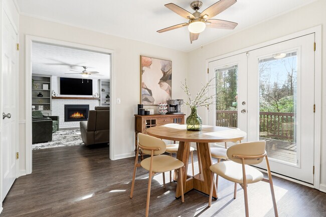 Building Photo - 520 Willeo Rd