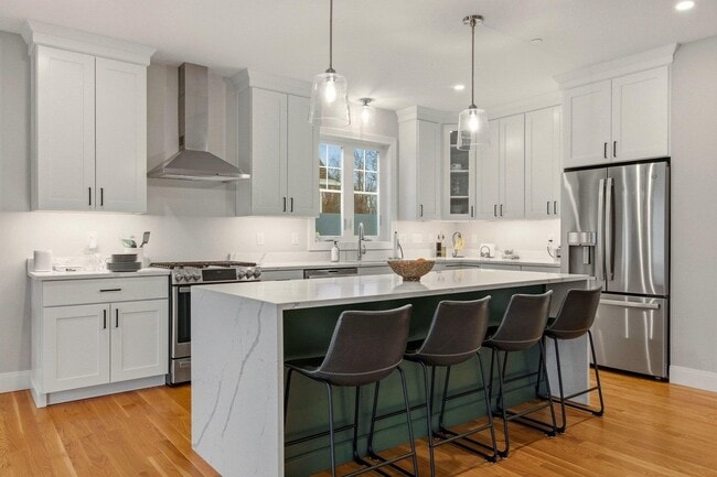 Building Photo - 40 Sage Ln