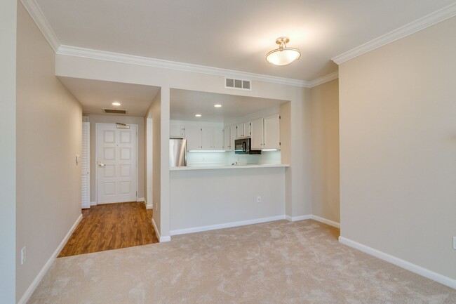 Building Photo - 550 Ortega Ave Apt B421 Awesome Penthouse ...