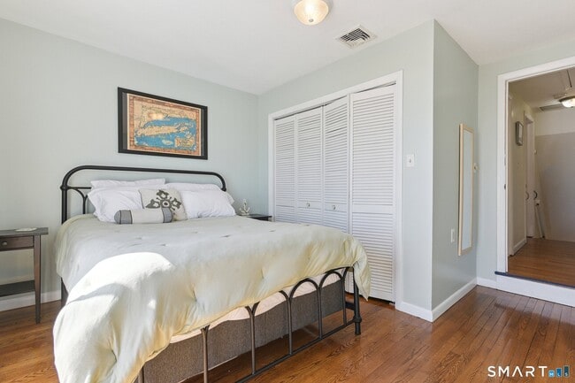 Building Photo - 1010 Ocean Ave