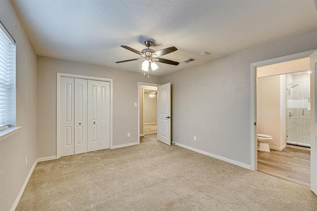 Building Photo - 2101 Warwick Dr