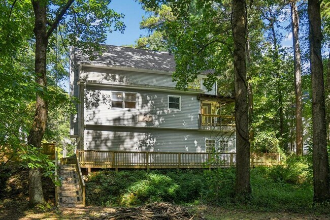 Building Photo - 2799 Brookcliff Landing NE