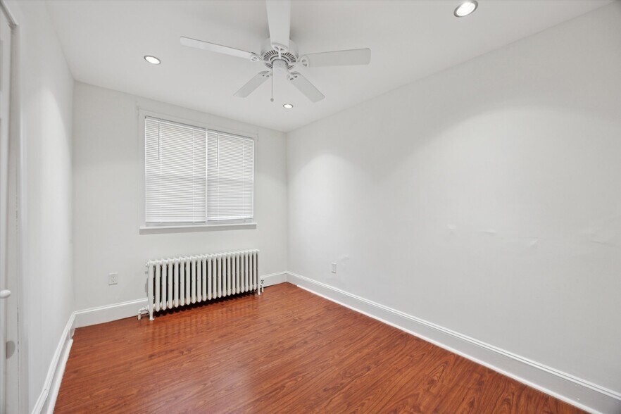 Bedroom 3 - 1321 Mifflin St