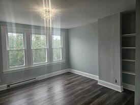 Building Photo - 5463 Arlington St