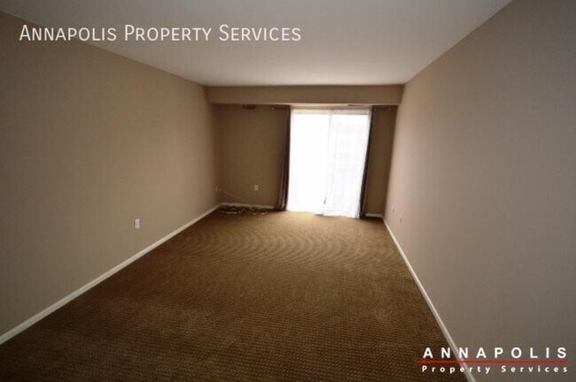 Building Photo - 2572 Riva Rd