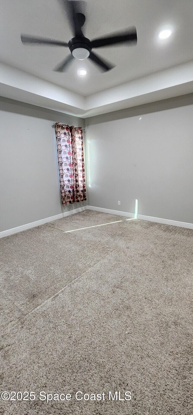 Building Photo - 7308 Bluemink Ln